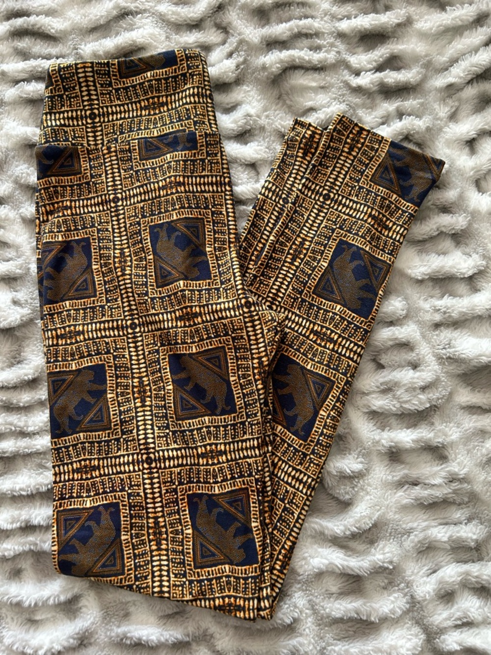 LuLaRoe Animal Geometric Print One Size Leggings